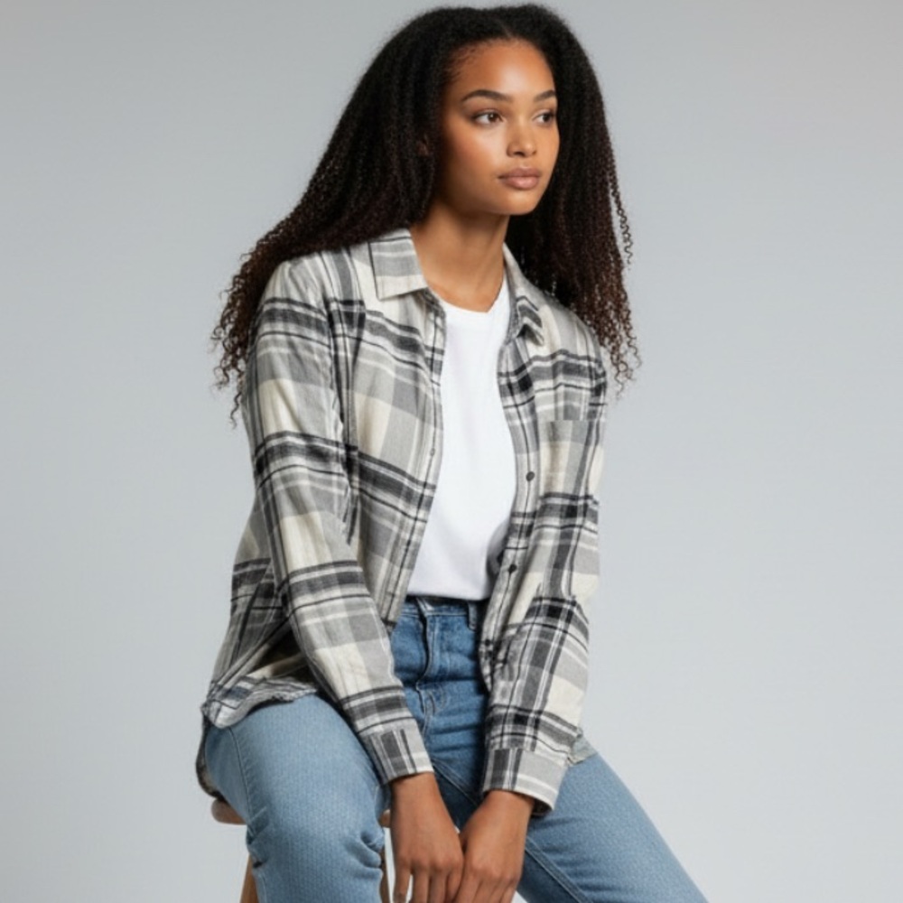 American Eagle Super Soft Boyfriend Flannel Plaid Shirt Gray Oversized Casual S